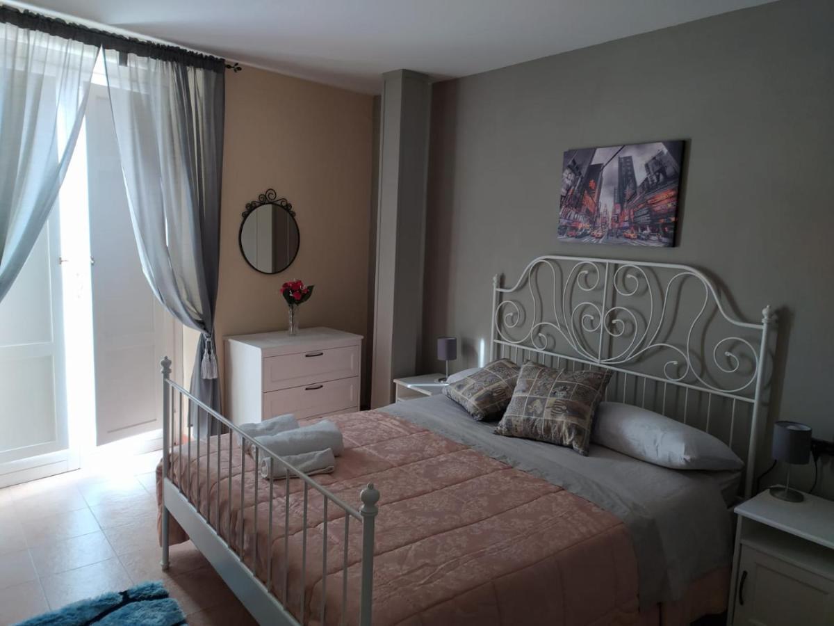 La Torre B&B Авелліно Екстер'єр фото