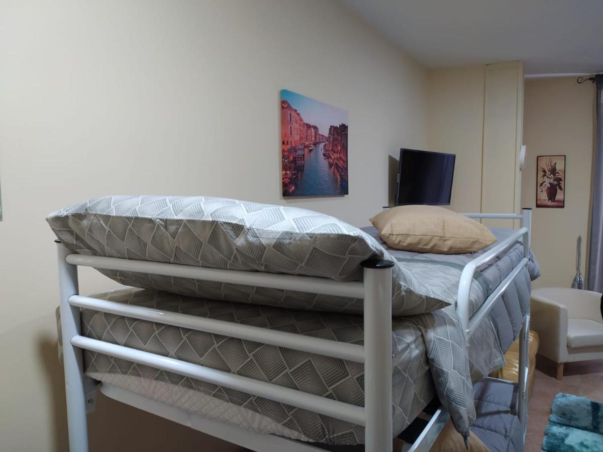 La Torre B&B Авелліно Екстер'єр фото